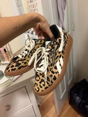 Reebok Leopard Print Low-Top Sneakers - Black/White/Brown